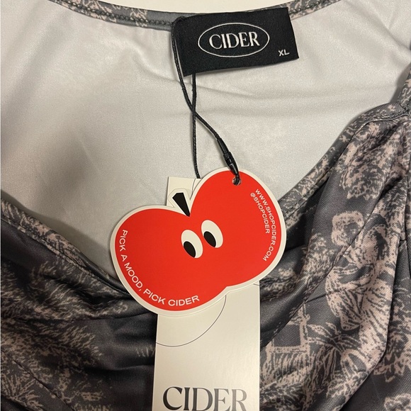 Cider Gray-Green Floral Dress - XL - Picture 9 of 11